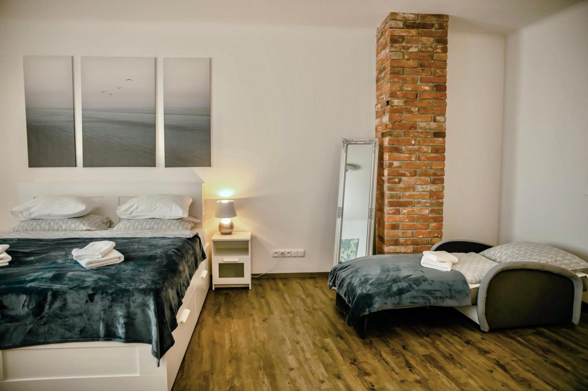 Luxusni Studio Na Velkem Namesti, Wi-Fi, Netflix Hradec Králové Exterior foto